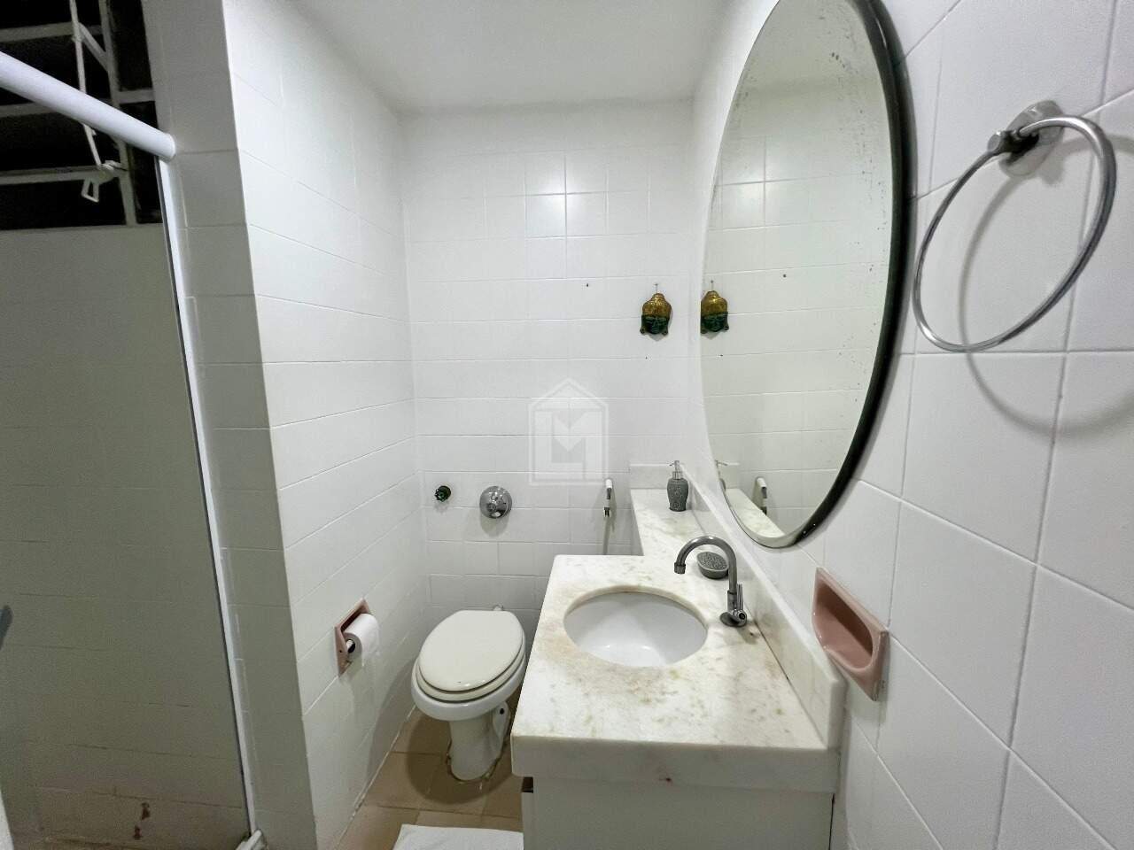 Apartamento para alugar com 3 quartos, 126m² - Foto 7