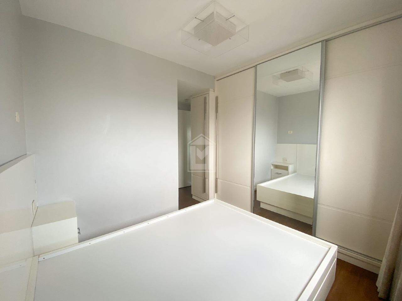 Apartamento à venda com 3 quartos, 86m² - Foto 7