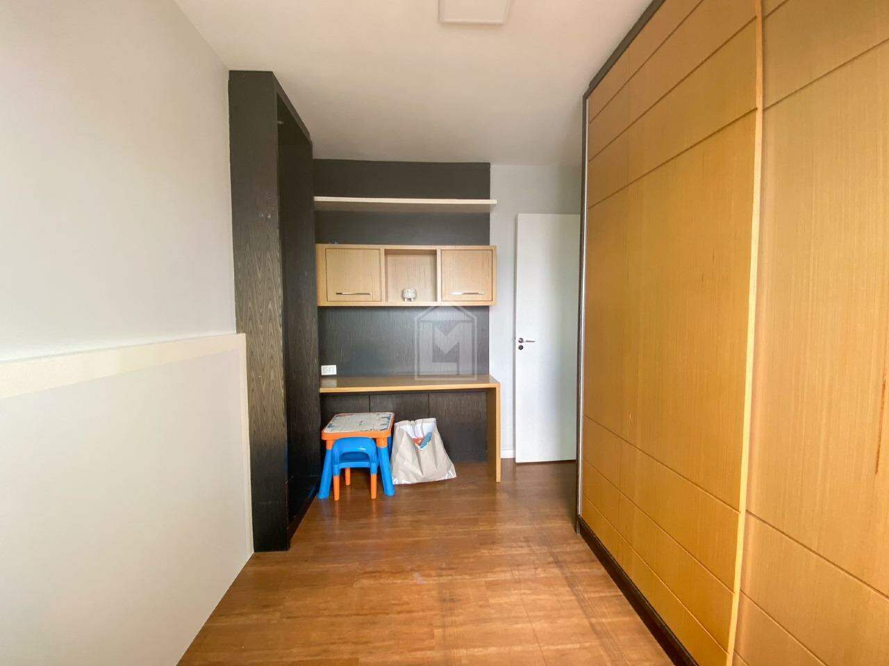 Apartamento à venda com 3 quartos, 86m² - Foto 11