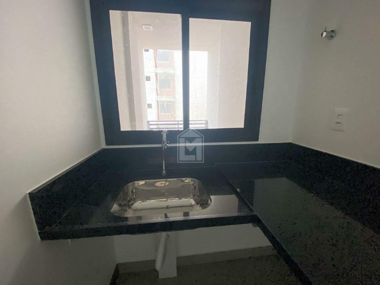 Apartamento à venda com 2 quartos, 63m² - Foto 11