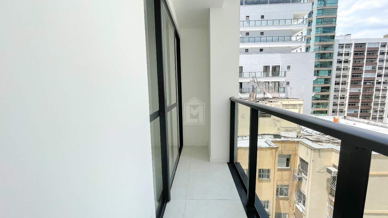 Apartamento à venda com 2 quartos, 66m² - Foto 14