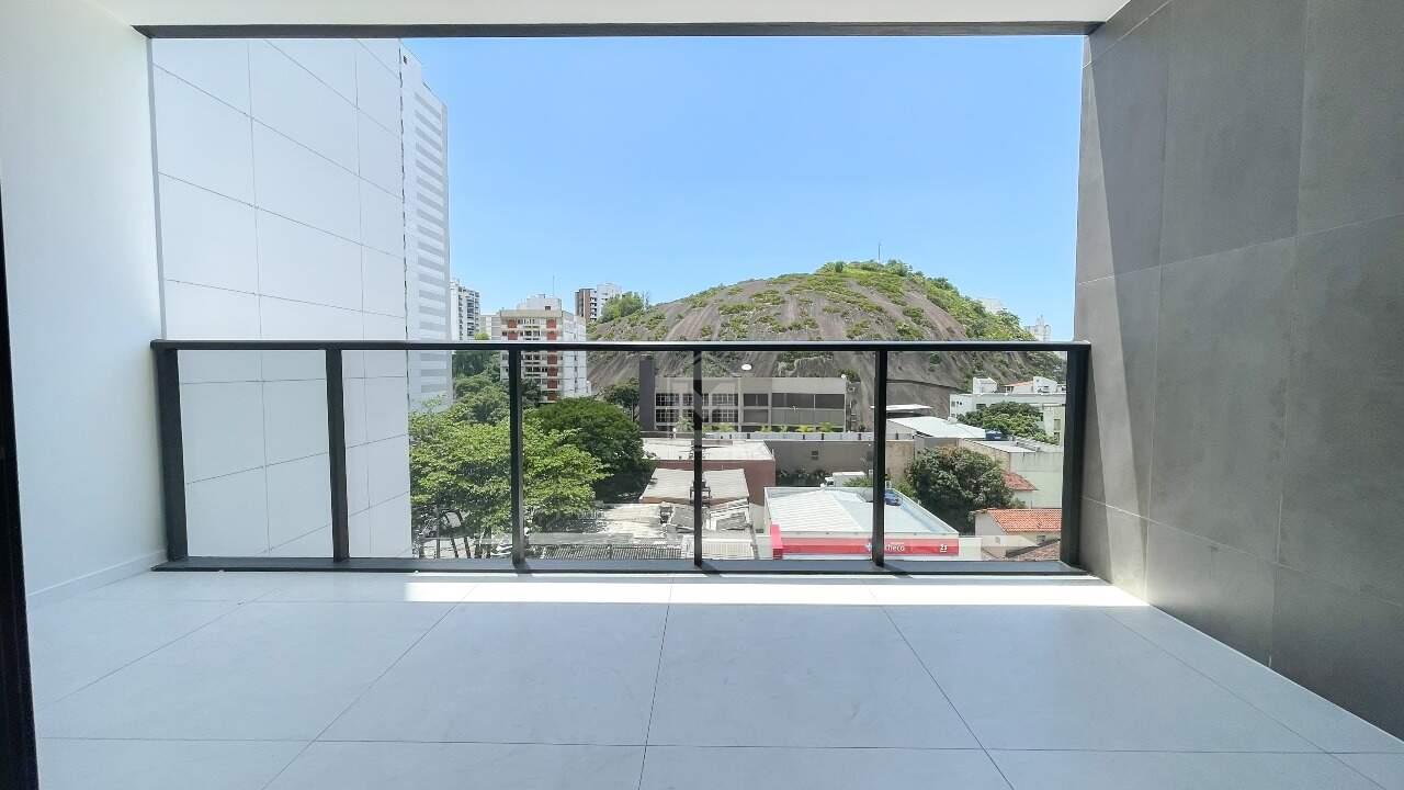 Apartamento à venda com 2 quartos, 66m² - Foto 4