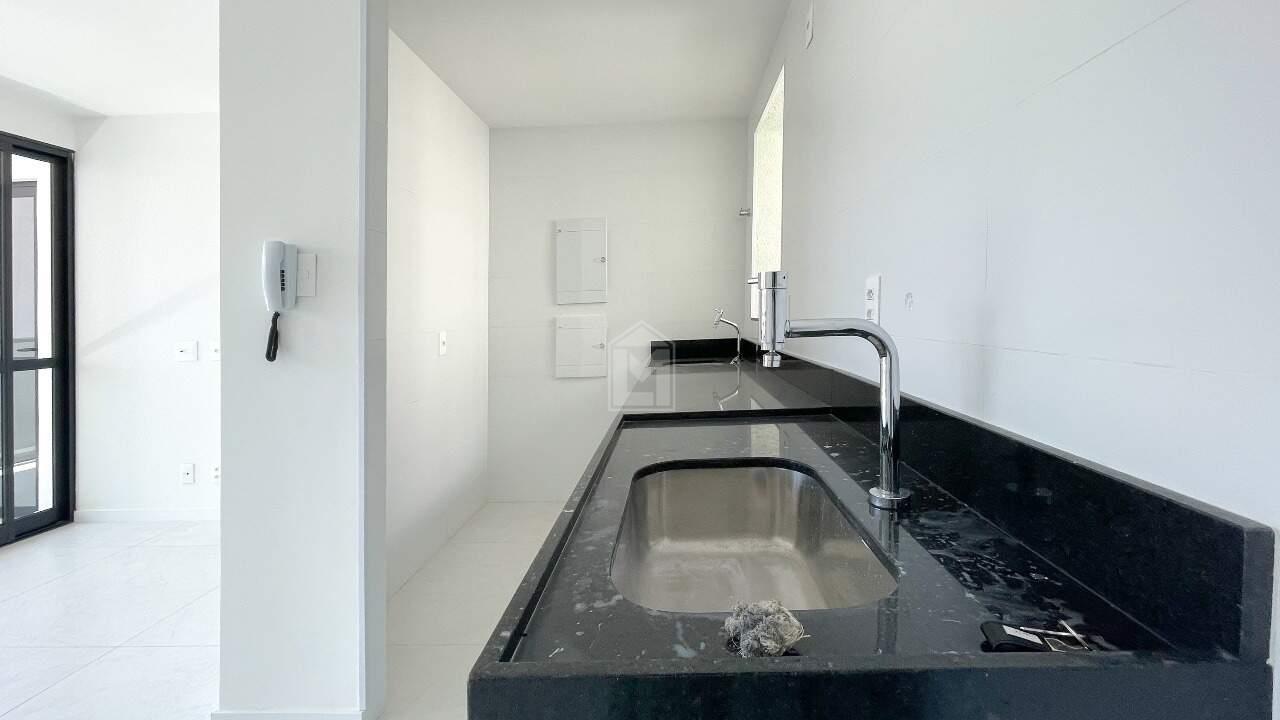 Apartamento à venda com 2 quartos, 66m² - Foto 15