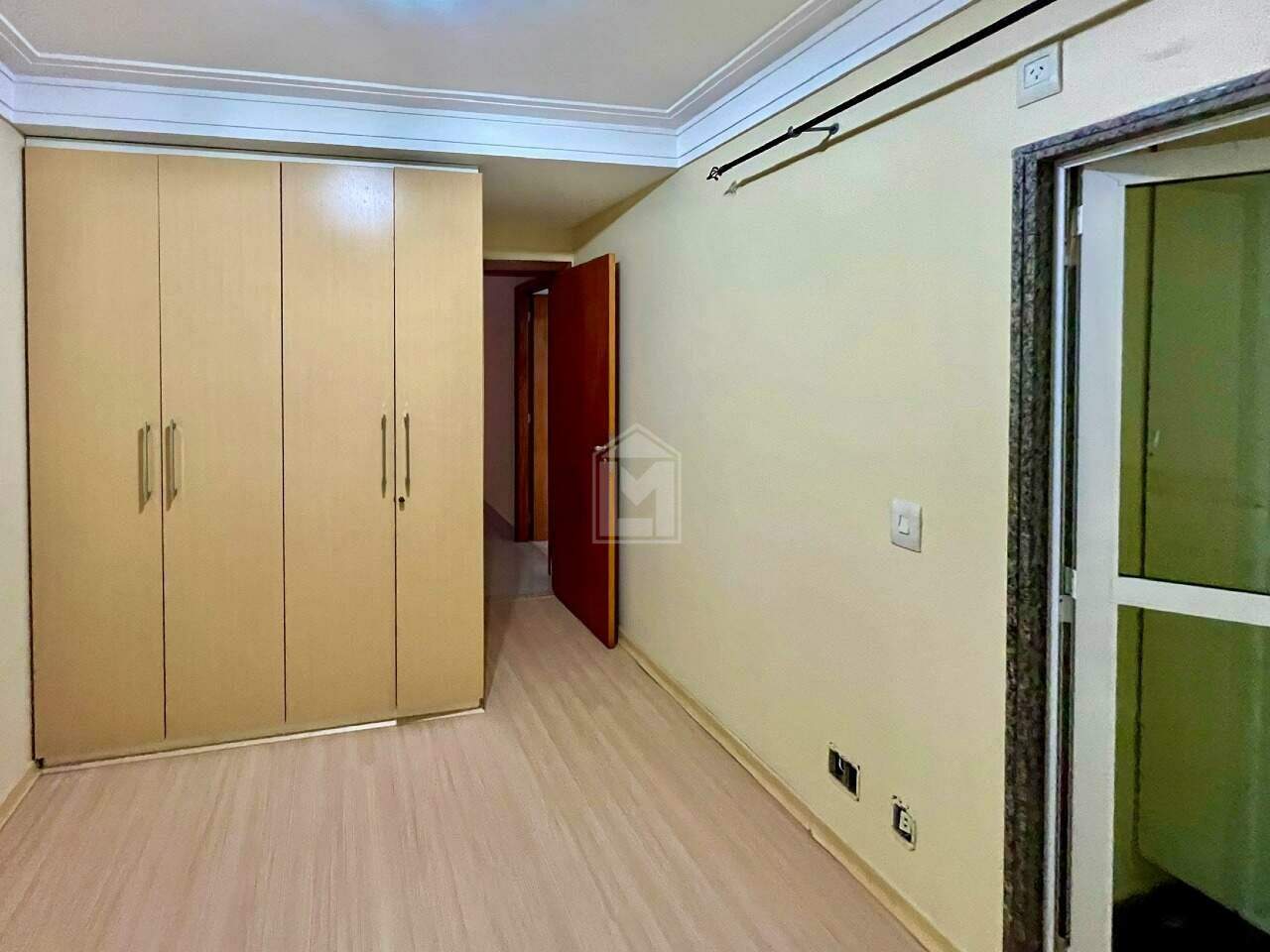 Apartamento à venda com 3 quartos, 100m² - Foto 13