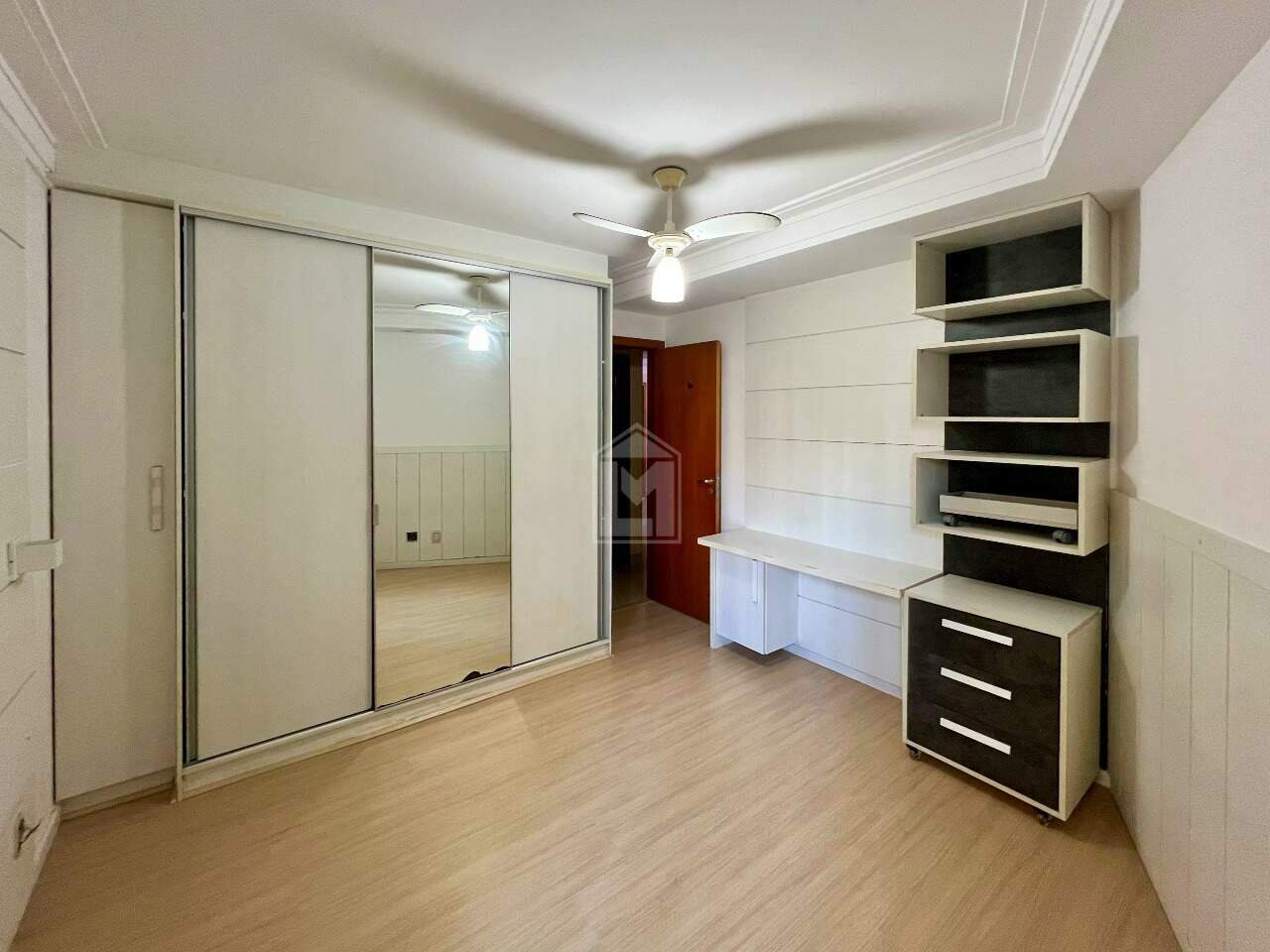 Apartamento à venda com 3 quartos, 100m² - Foto 11