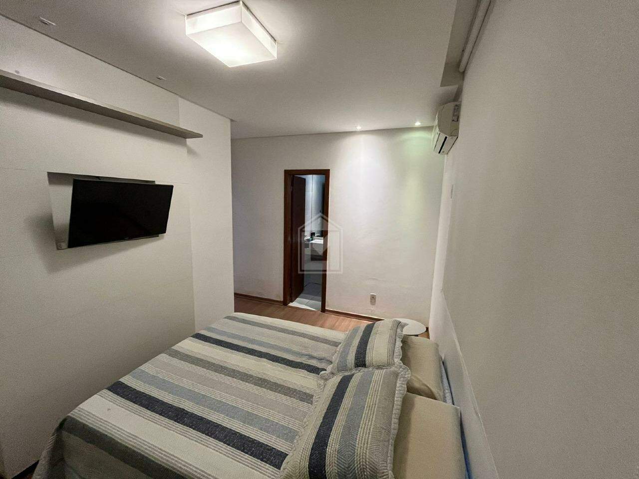 Apartamento à venda com 2 quartos, 65m² - Foto 21