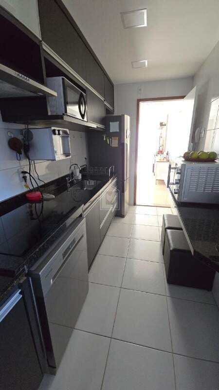 Apartamento à venda com 2 quartos, 93m² - Foto 11