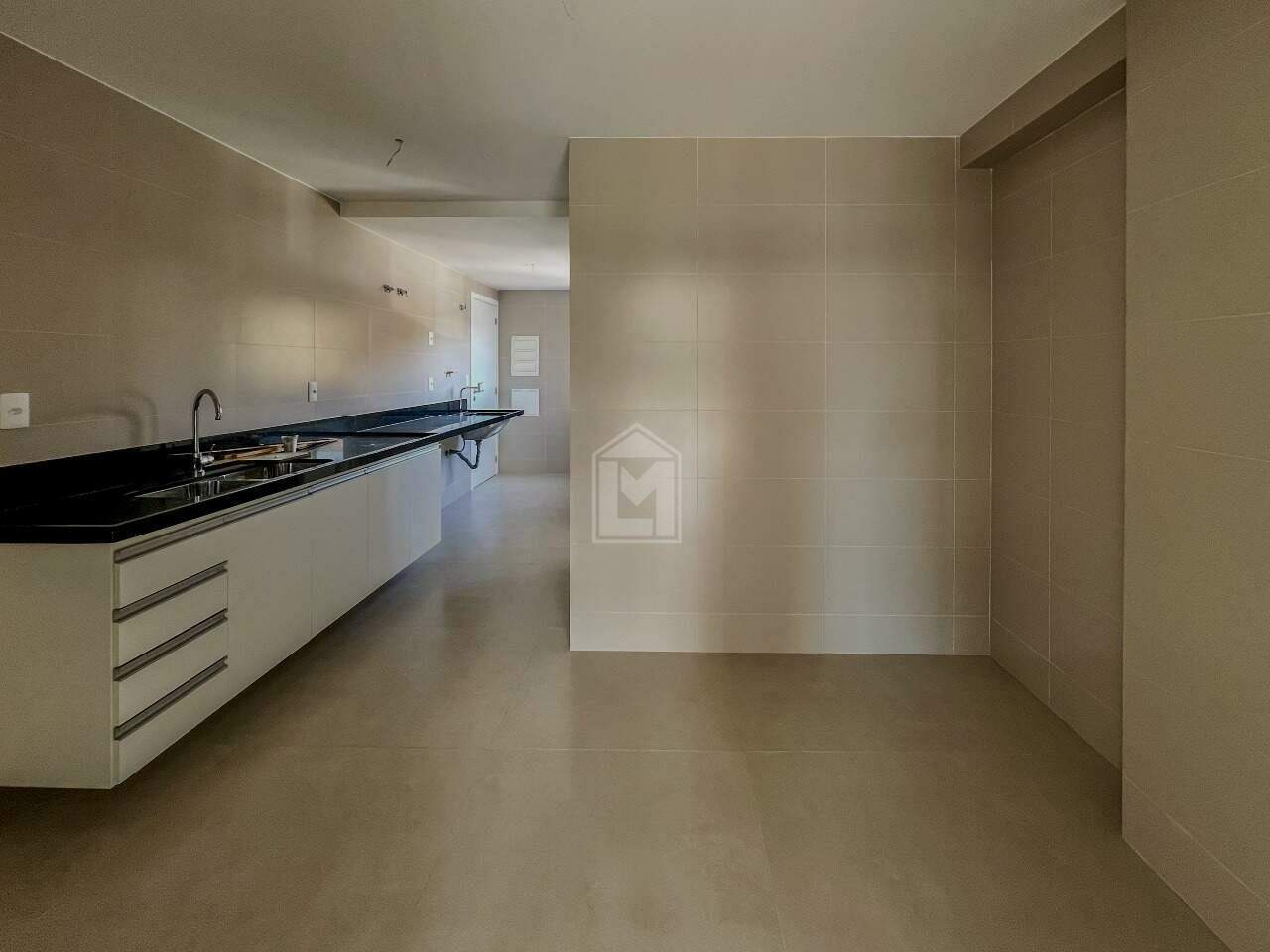 Apartamento para alugar com 4 quartos, 138m² - Foto 5