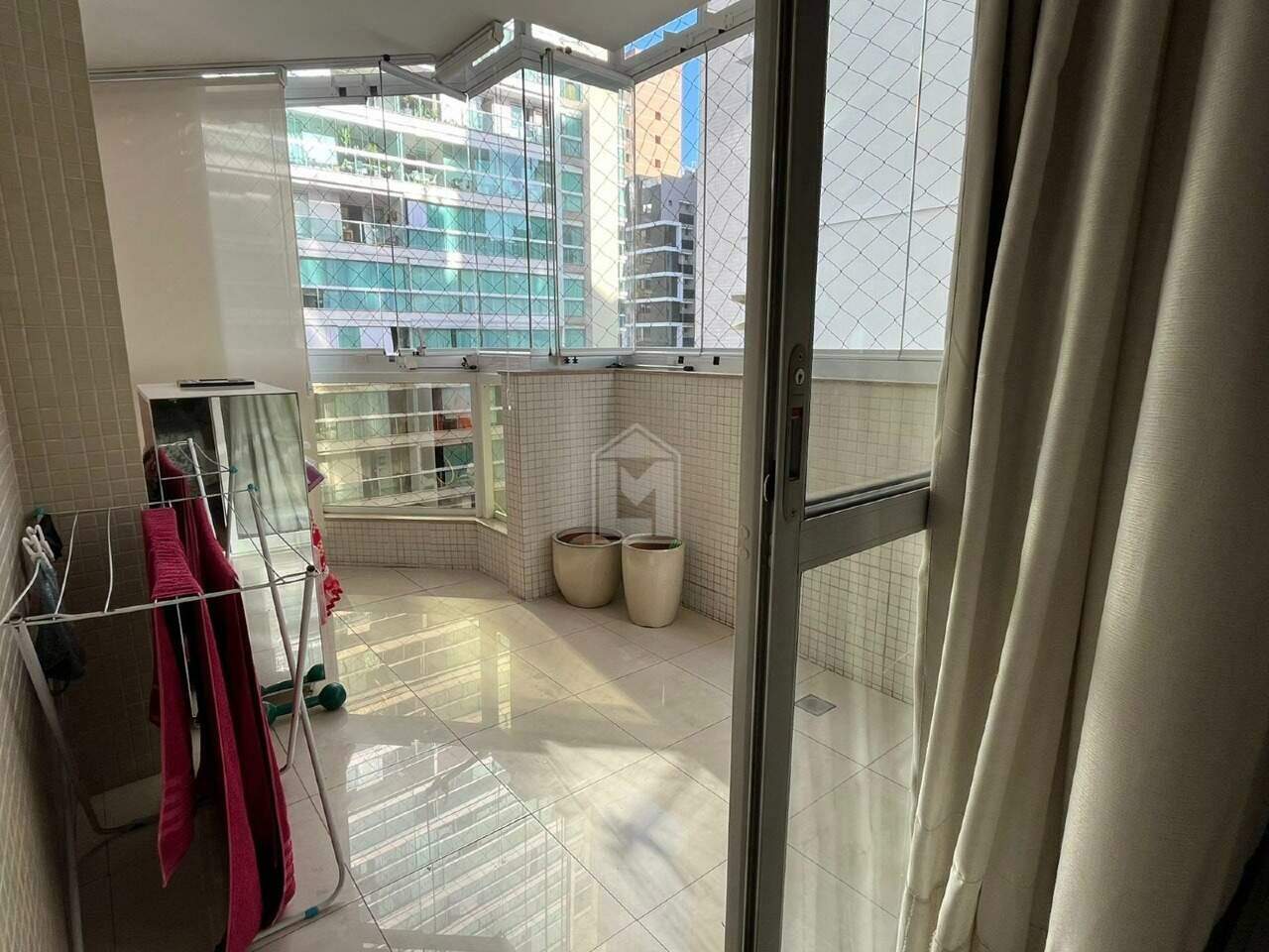 Apartamento à venda com 3 quartos, 169m² - Foto 16