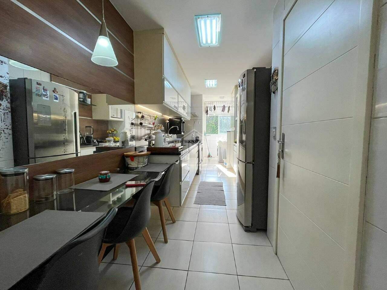 Apartamento à venda com 3 quartos, 169m² - Foto 18