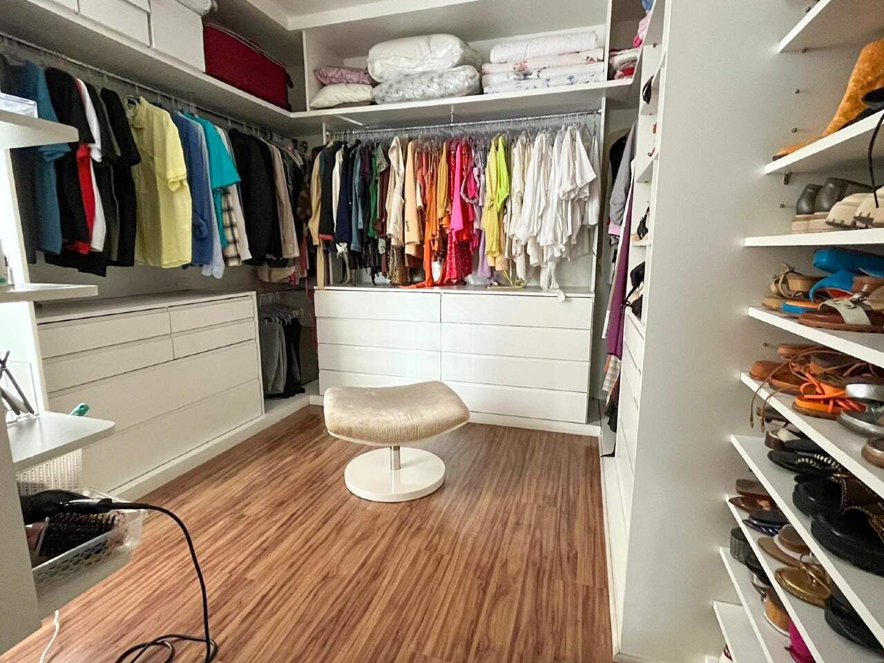 Apartamento à venda com 3 quartos, 169m² - Foto 14