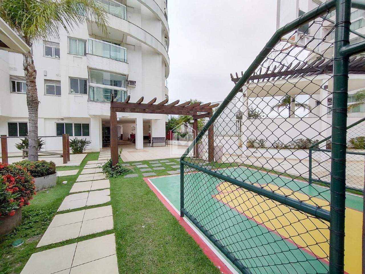 Apartamento para alugar com 3 quartos, 98m² - Foto 19