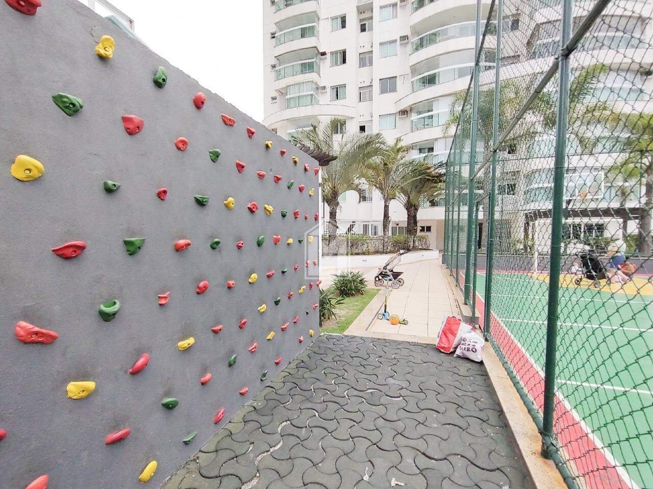 Apartamento para alugar com 3 quartos, 98m² - Foto 18