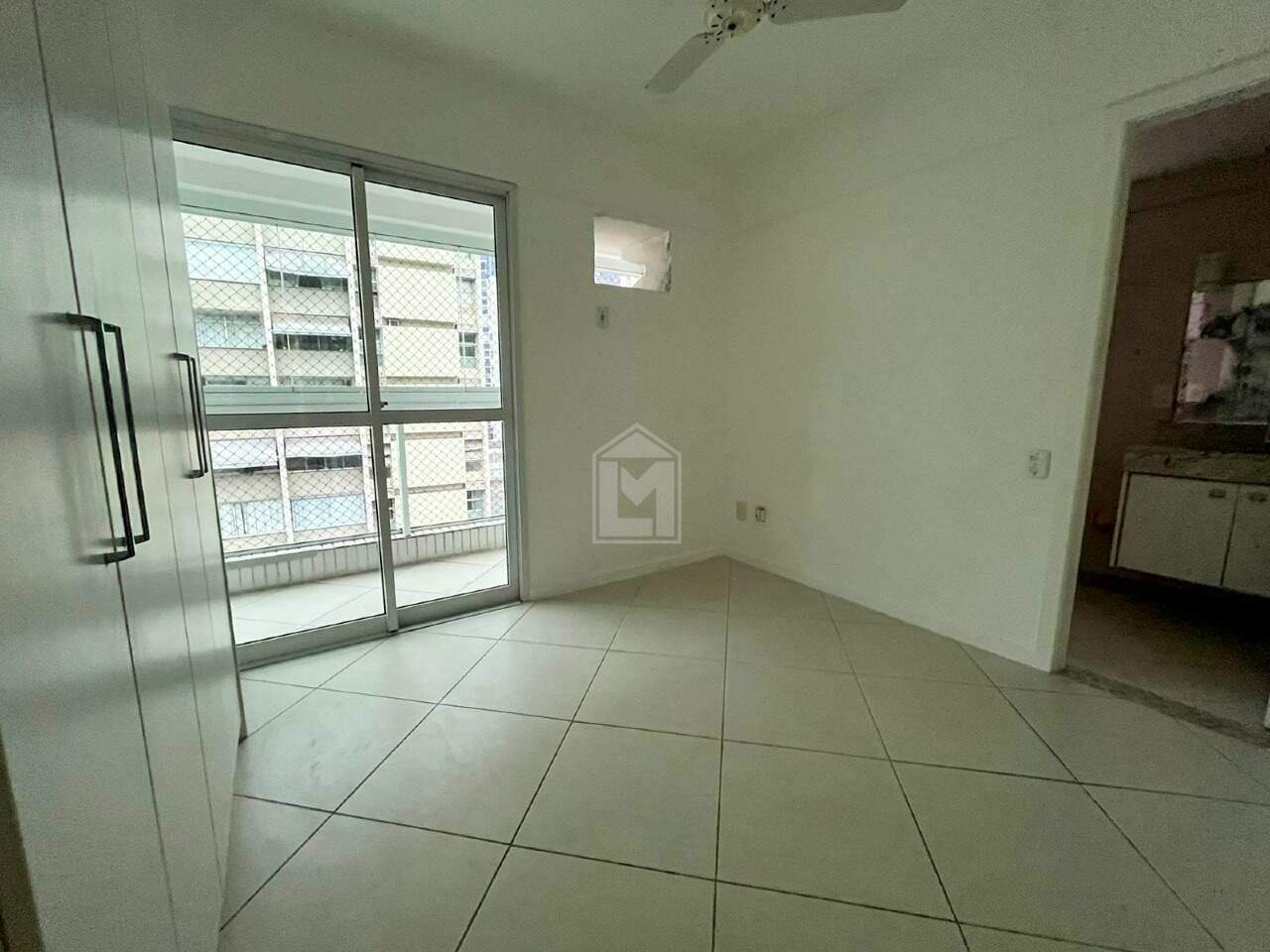 Apartamento à venda com 3 quartos, 88m² - Foto 9