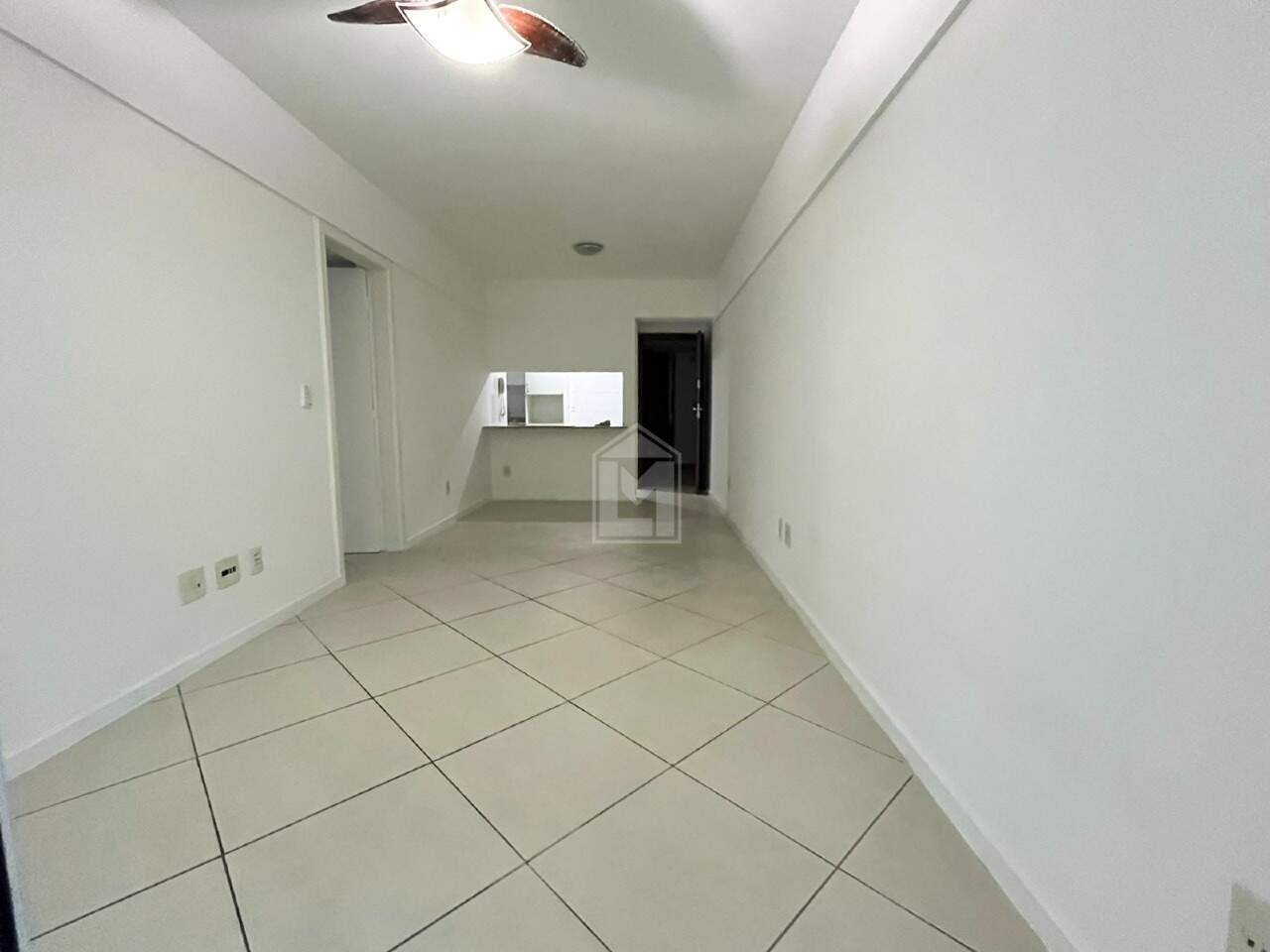 Apartamento à venda com 3 quartos, 88m² - Foto 3