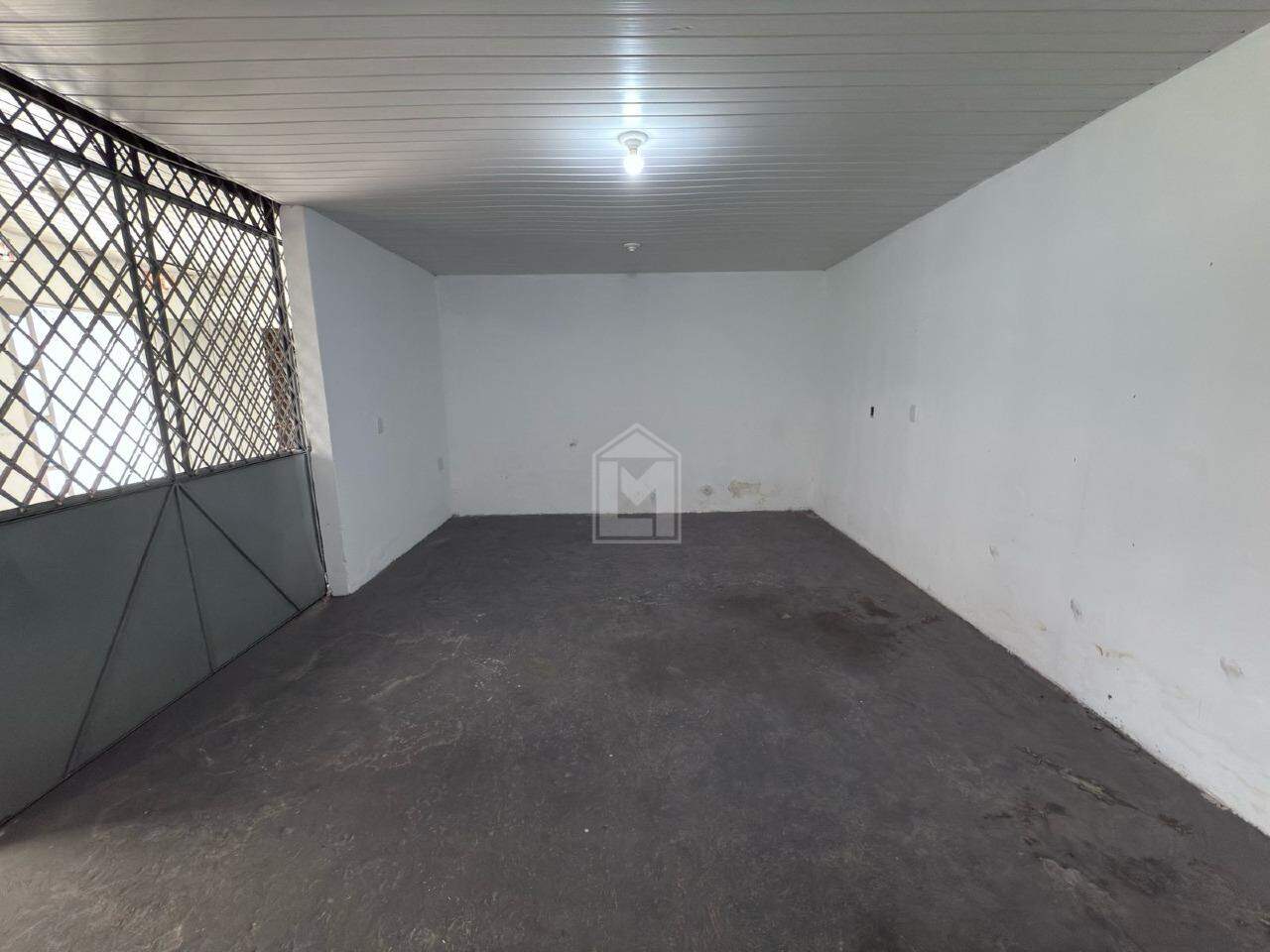 Casa Comercial para alugar com 3 quartos, 294m² - Foto 12