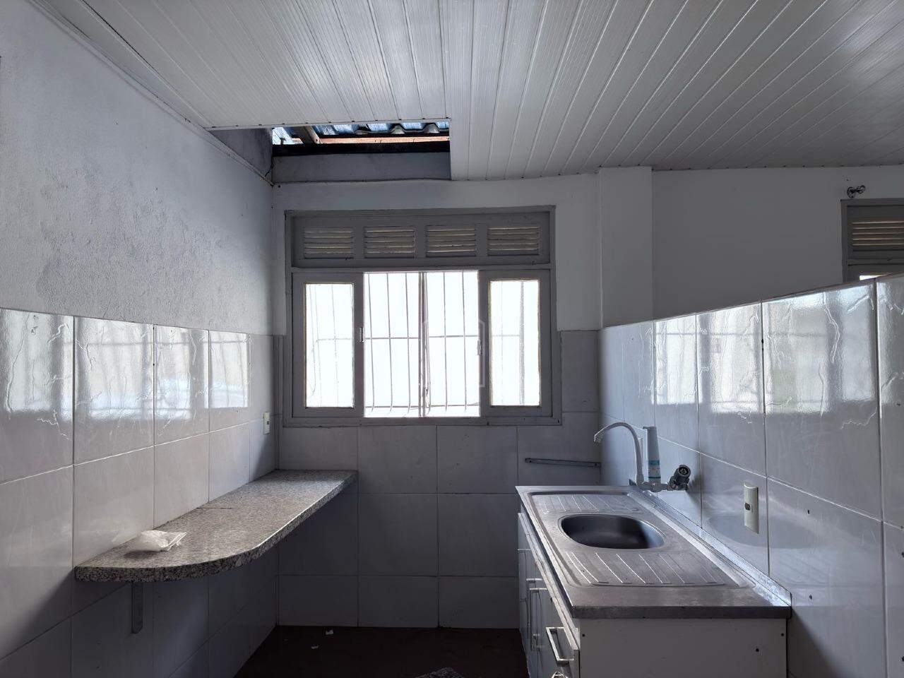 Casa Comercial para alugar com 3 quartos, 294m² - Foto 20