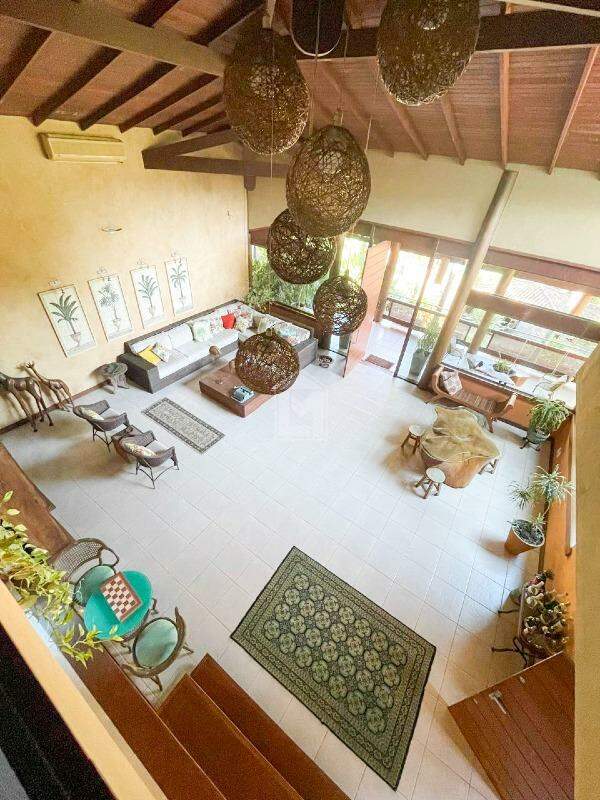 Casa à venda com 3 quartos, 350m² - Foto 9