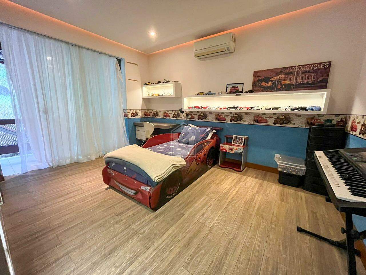 Casa à venda com 3 quartos, 350m² - Foto 16