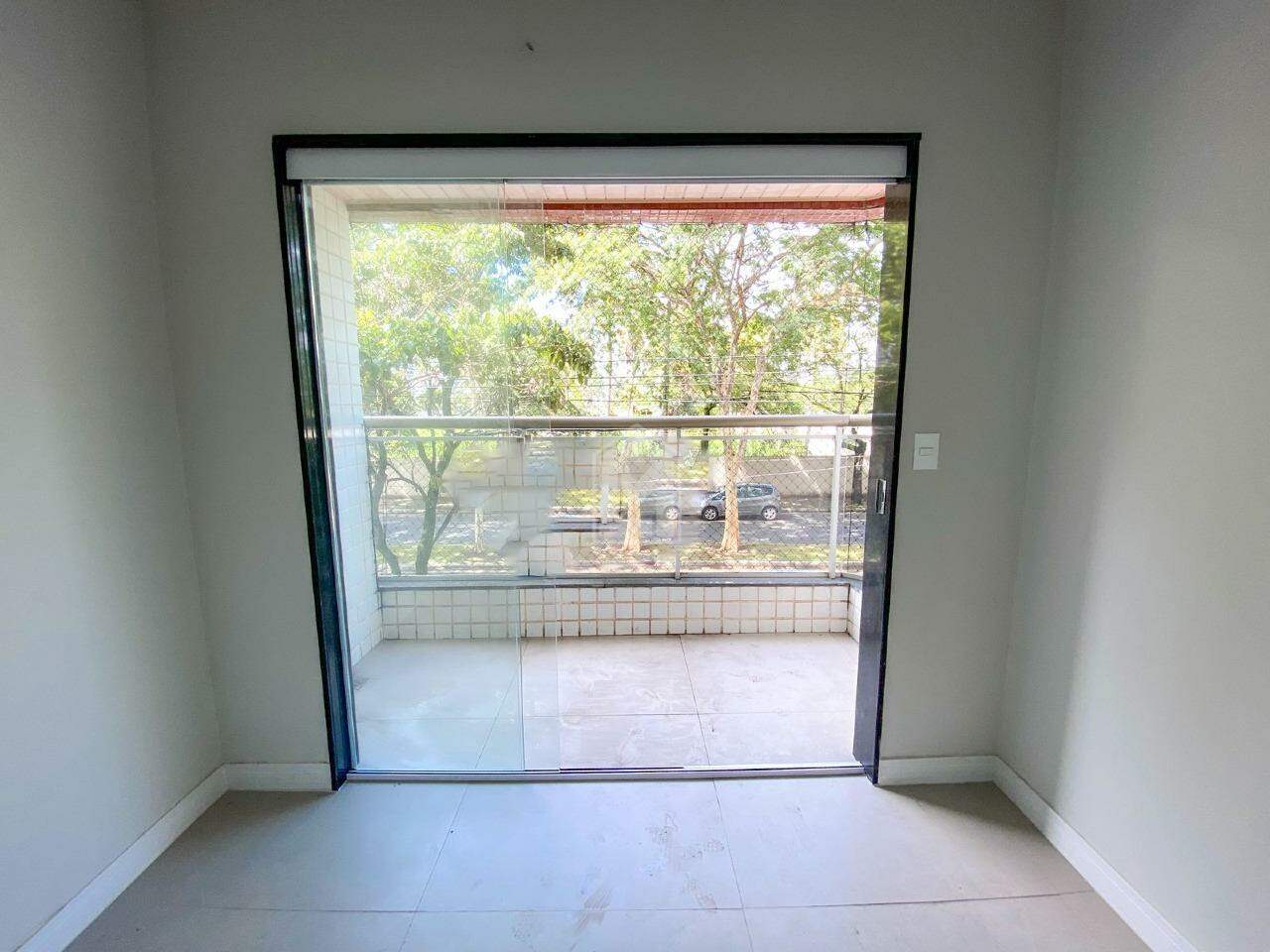 Apartamento à venda com 3 quartos, 115m² - Foto 3