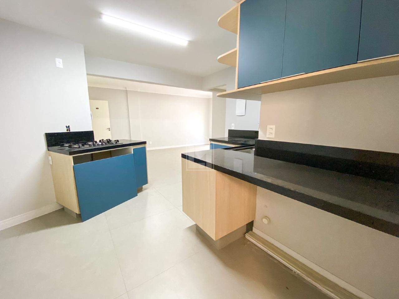 Apartamento à venda com 3 quartos, 115m² - Foto 10