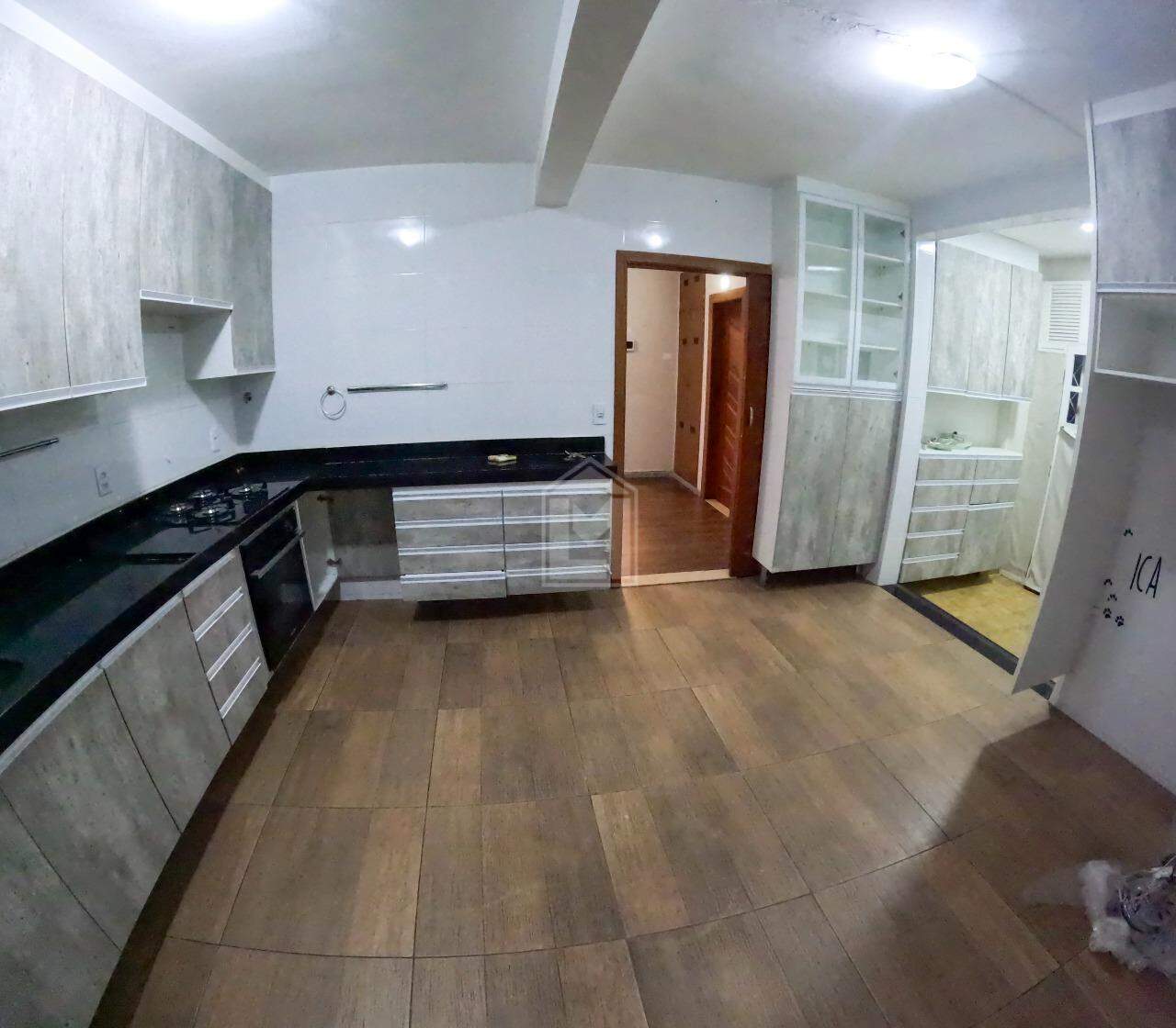 Casa para alugar com 3 quartos, 260m² - Foto 8