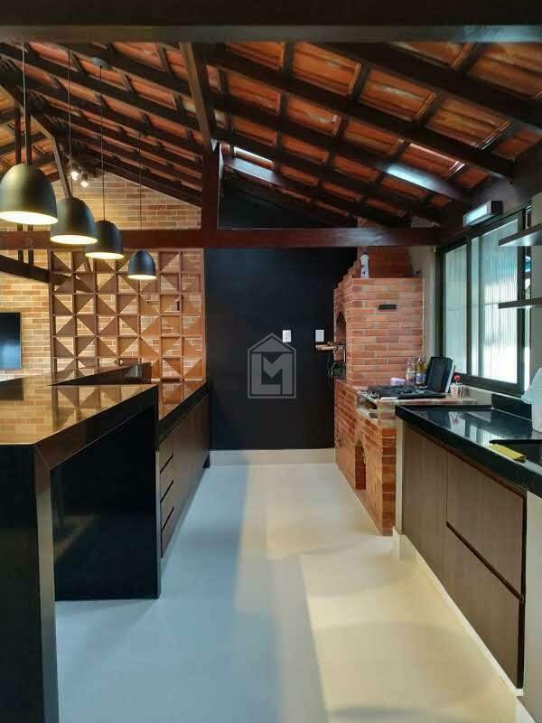 Casa para alugar com 3 quartos, 260m² - Foto 3