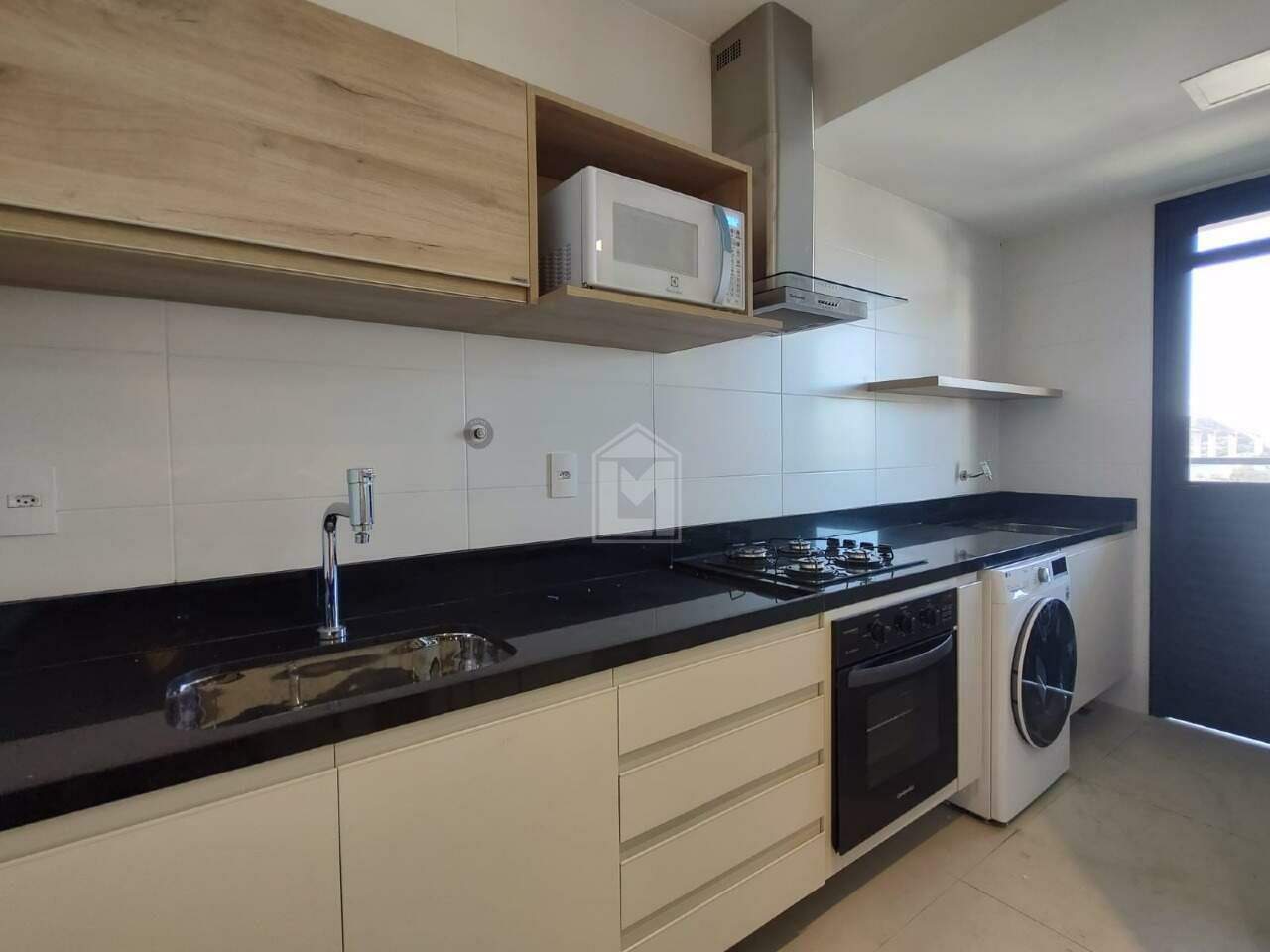 Apartamento para alugar com 2 quartos, 70m² - Foto 16