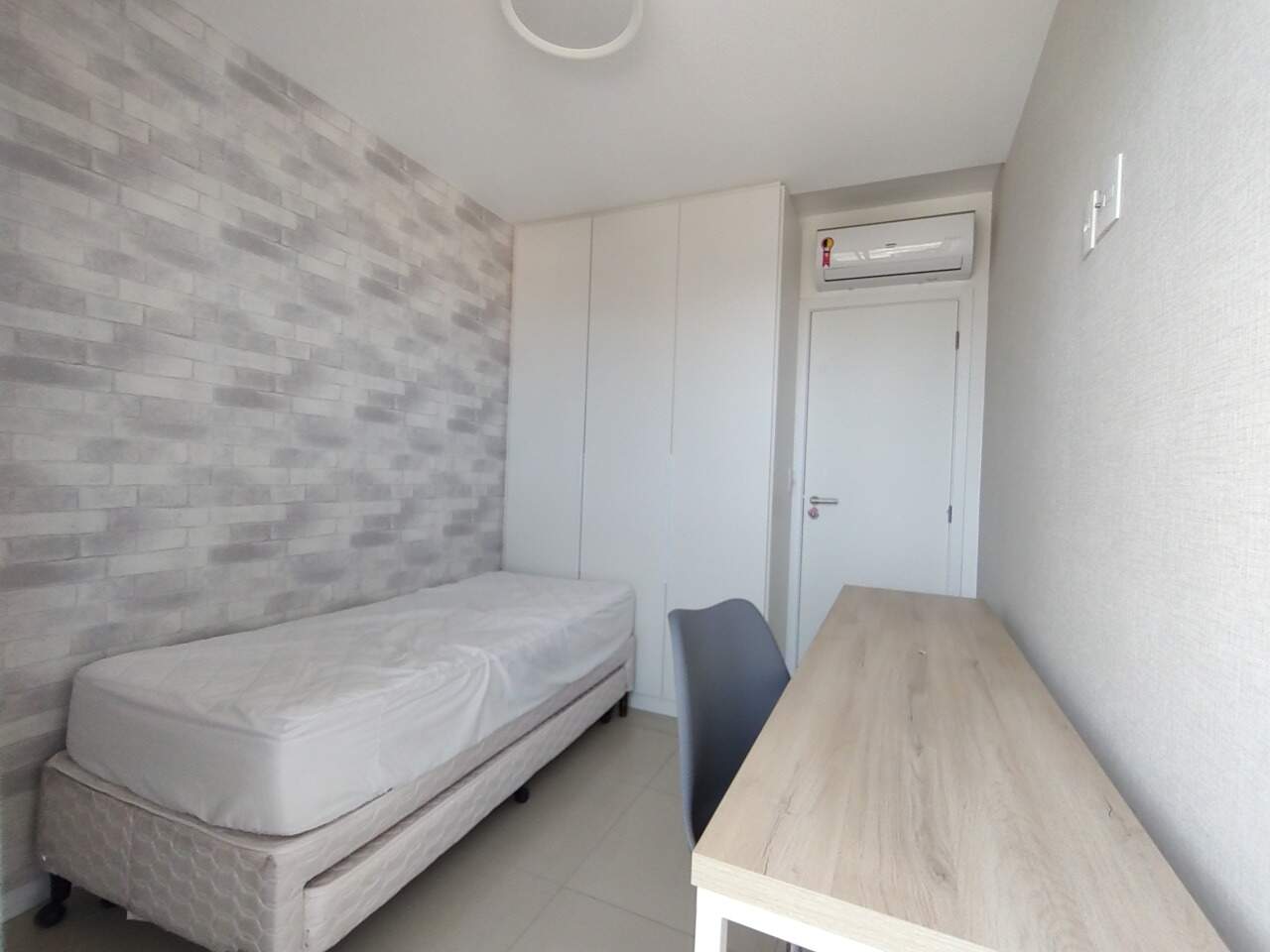 Apartamento para alugar com 2 quartos, 70m² - Foto 12