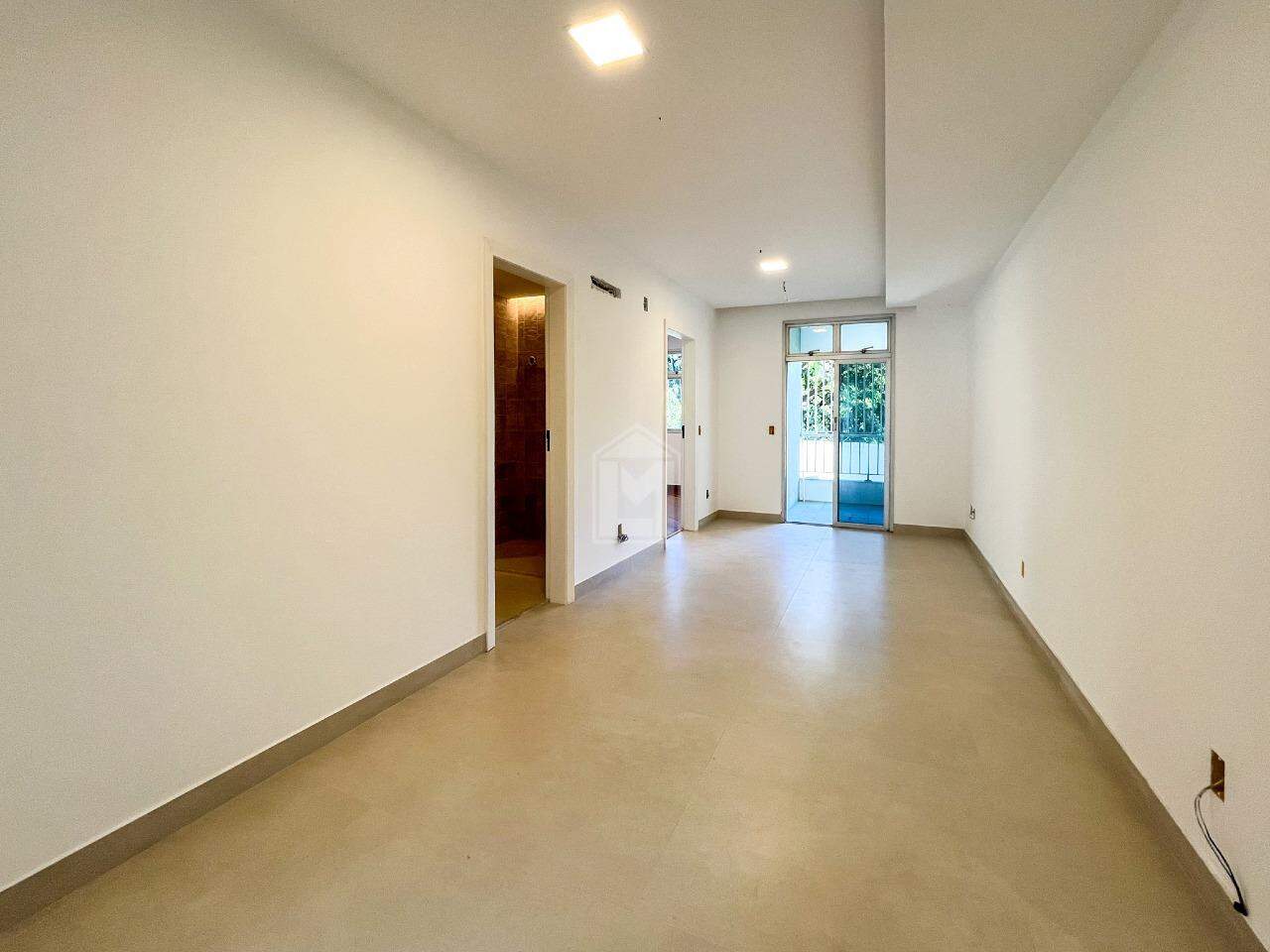 Apartamento à venda com 4 quartos, 260m² - Foto 14