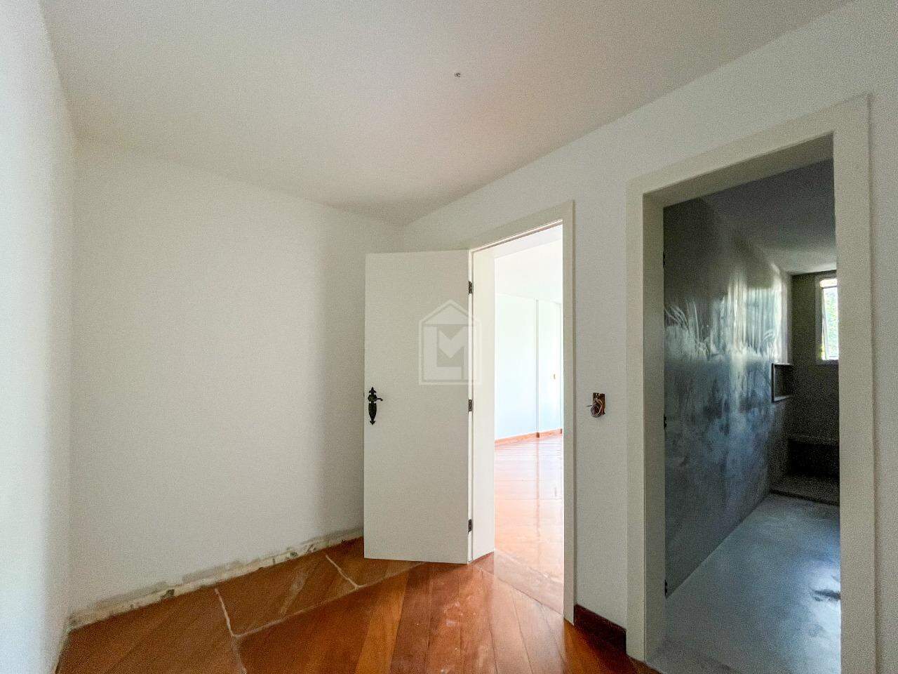 Apartamento à venda com 4 quartos, 260m² - Foto 5