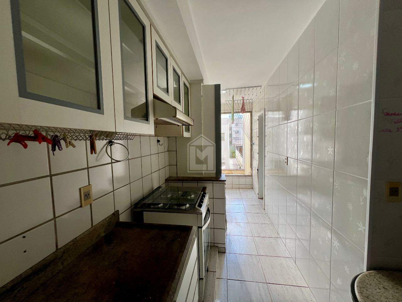 Apartamento para alugar com 3 quartos, 100m² - Foto 15