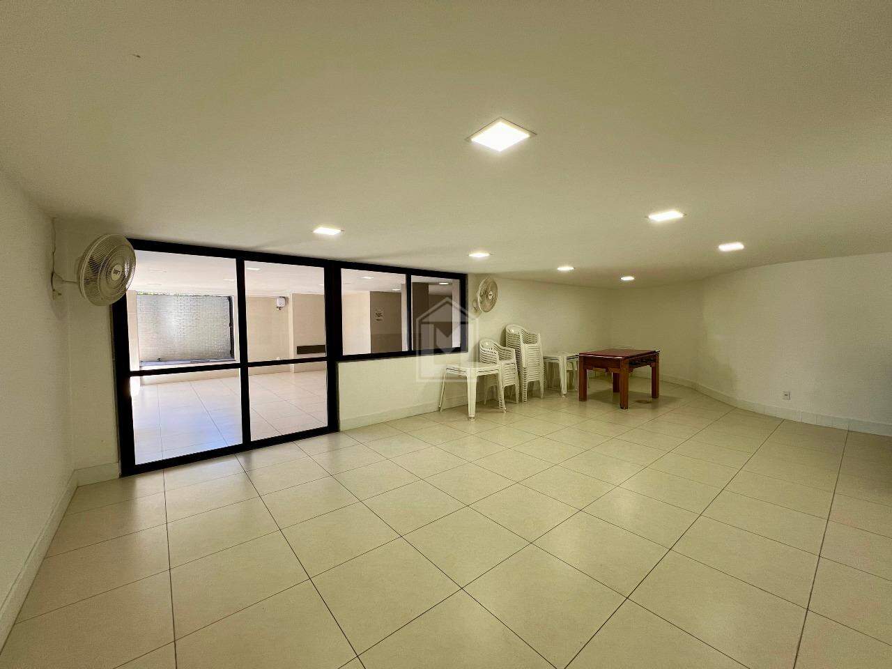 Apartamento para alugar com 3 quartos, 100m² - Foto 21