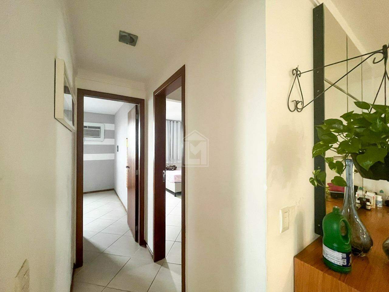 Apartamento à venda com 4 quartos, 140m² - Foto 17