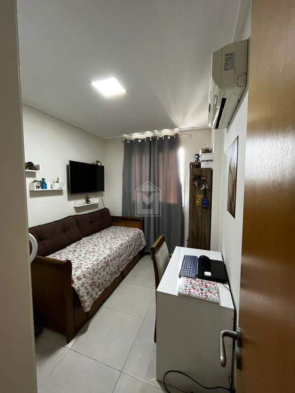 Apartamento à venda com 2 quartos, 60m² - Foto 9