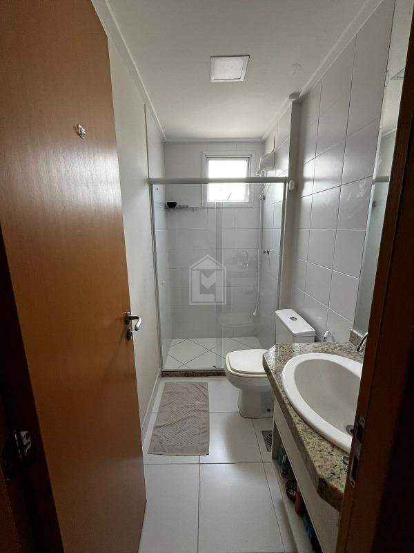 Apartamento à venda com 2 quartos, 60m² - Foto 13