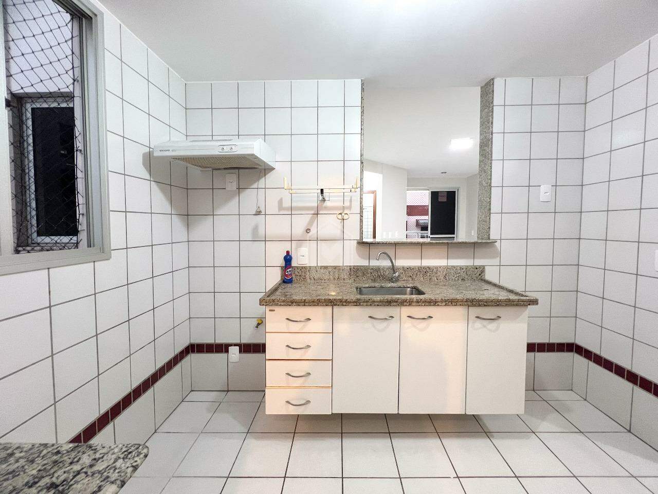 Apartamento à venda com 2 quartos, 70m² - Foto 6