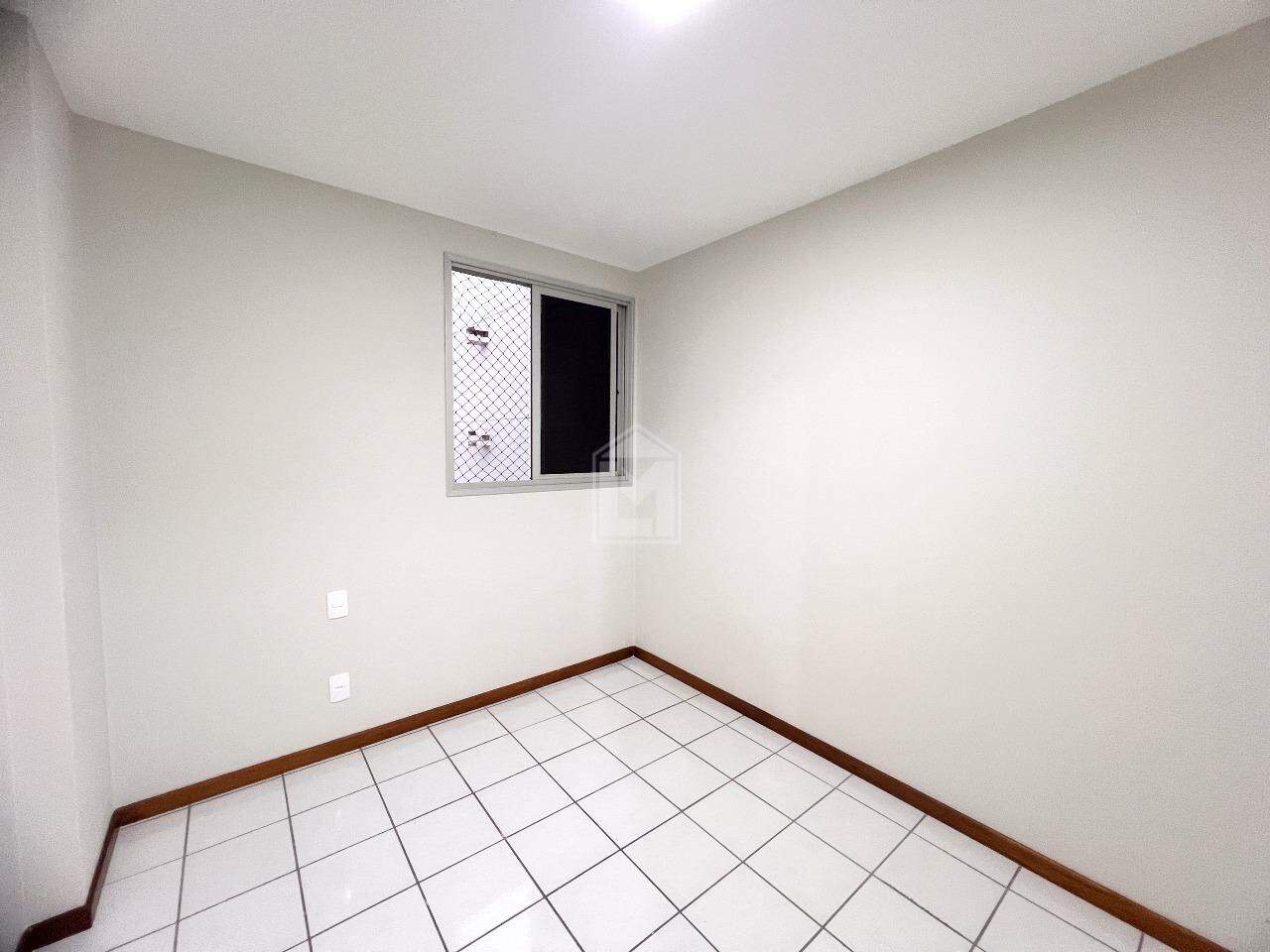 Apartamento à venda com 2 quartos, 70m² - Foto 15