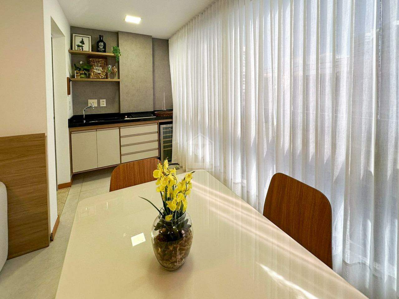 Apartamento à venda com 3 quartos, 92m² - Foto 6