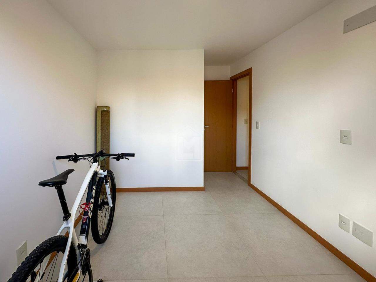 Apartamento à venda com 3 quartos, 92m² - Foto 9