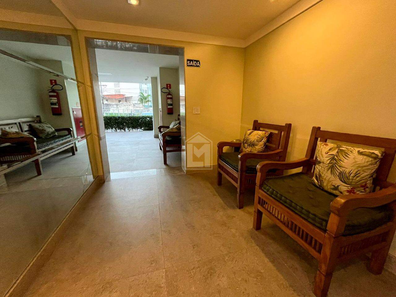 Apartamento à venda com 3 quartos, 75m² - Foto 8