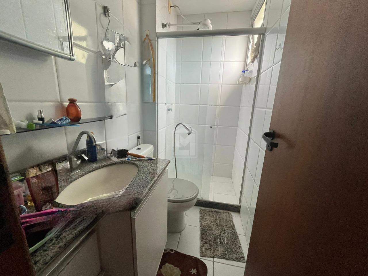 Apartamento à venda com 3 quartos, 75m² - Foto 7