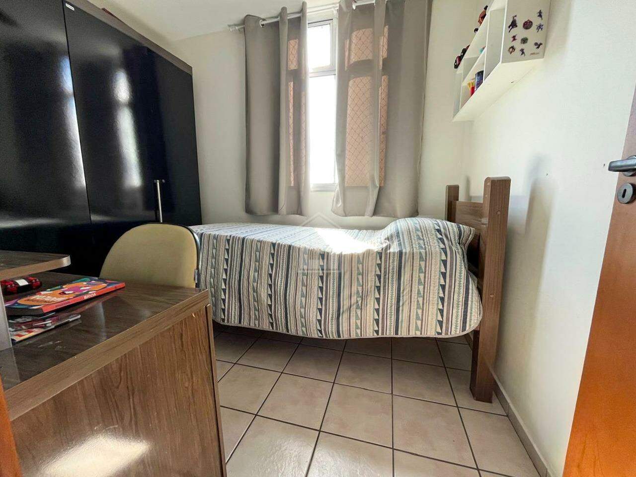 Apartamento à venda com 3 quartos, 75m² - Foto 6