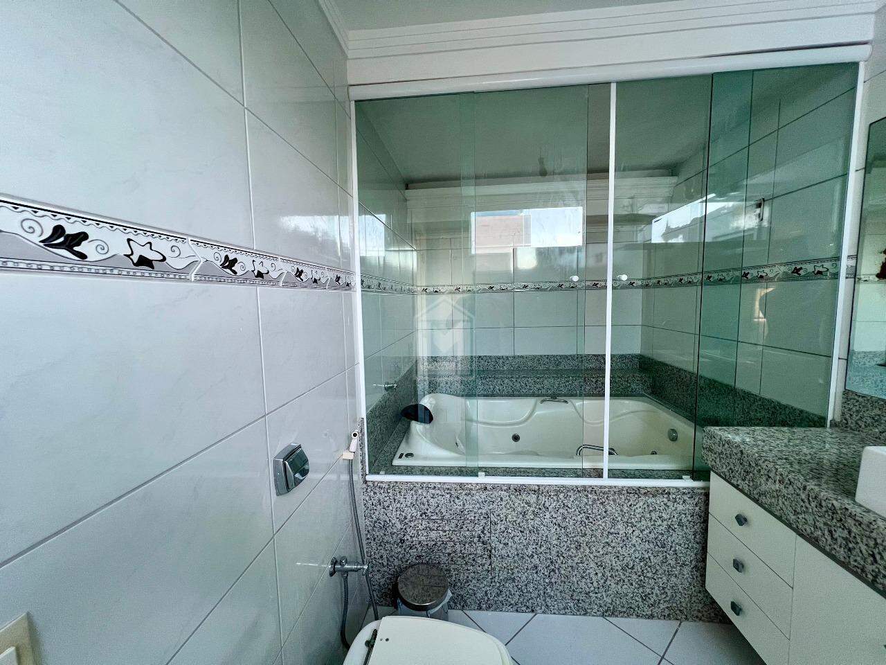 Casa para alugar com 3 quartos, 150m² - Foto 11