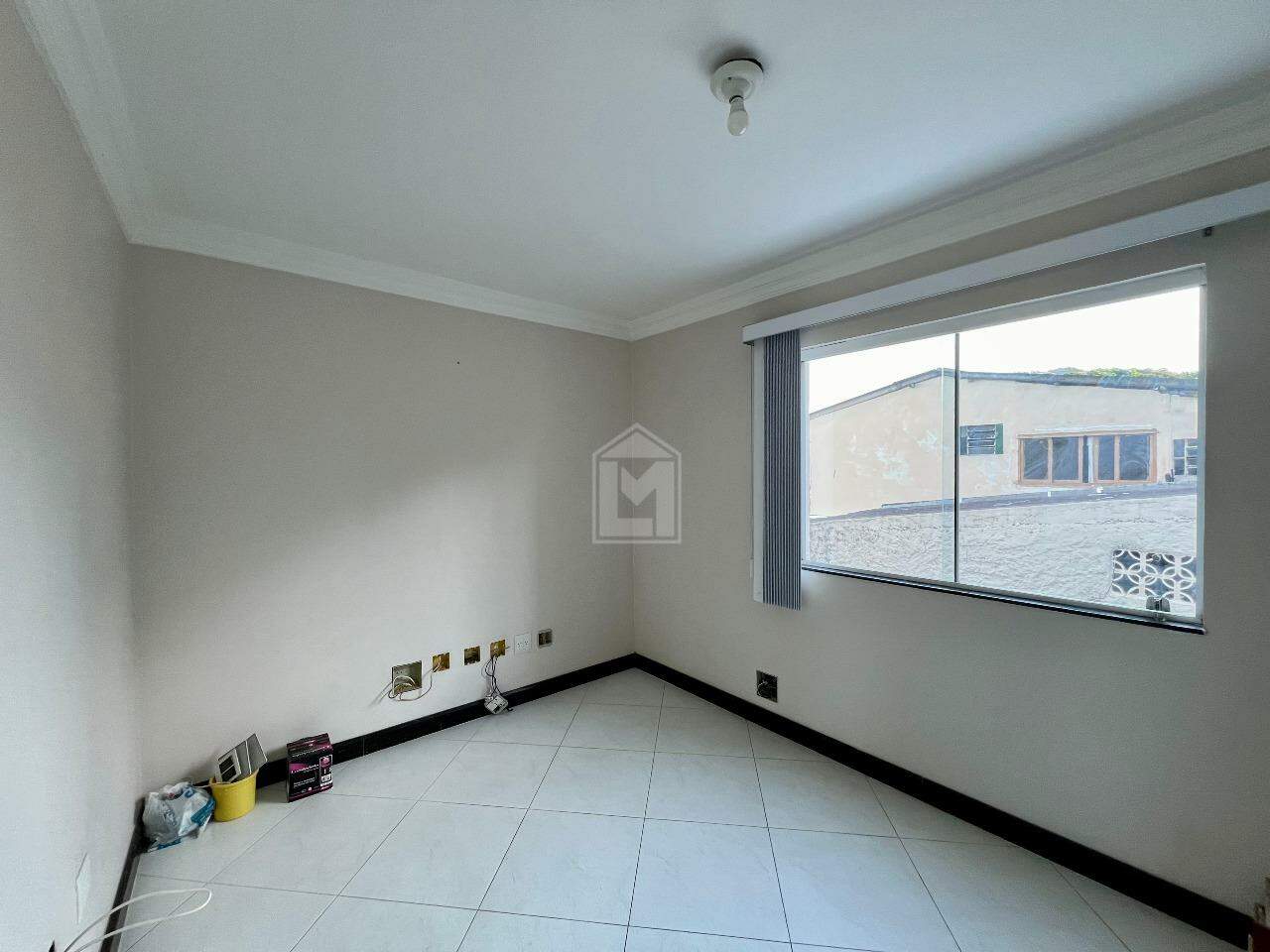 Casa para alugar com 3 quartos, 150m² - Foto 4