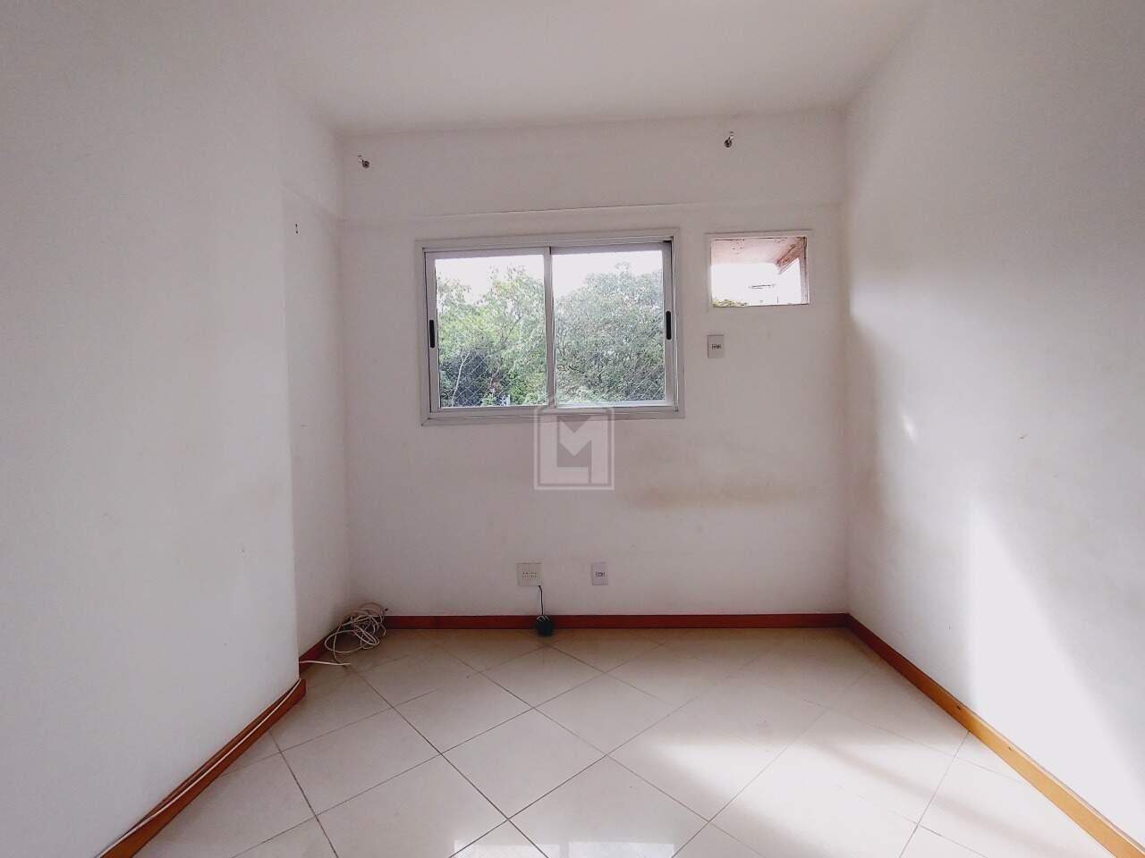 Apartamento à venda com 2 quartos, 63m² - Foto 8