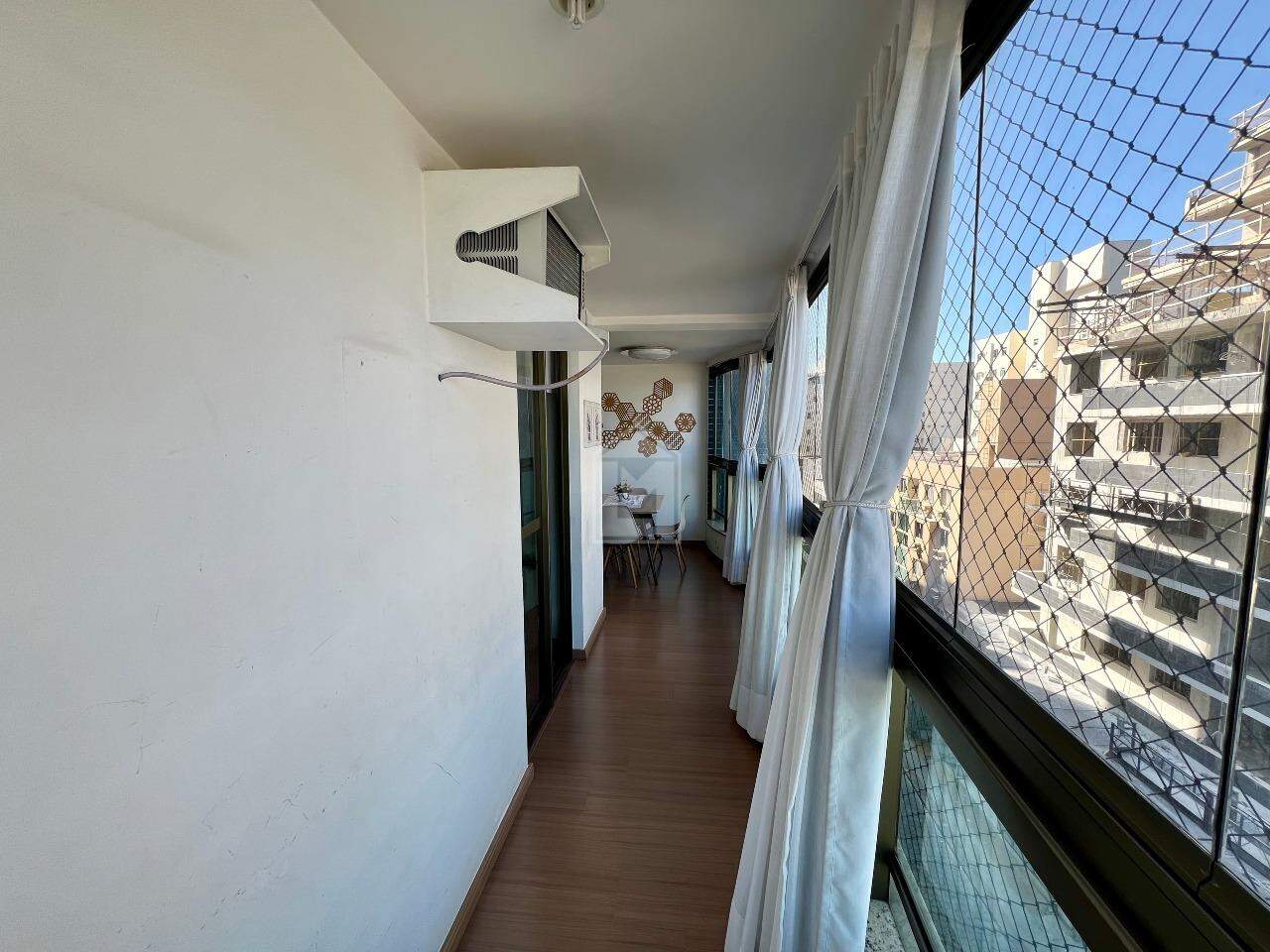 Apartamento à venda com 2 quartos, 64m² - Foto 6