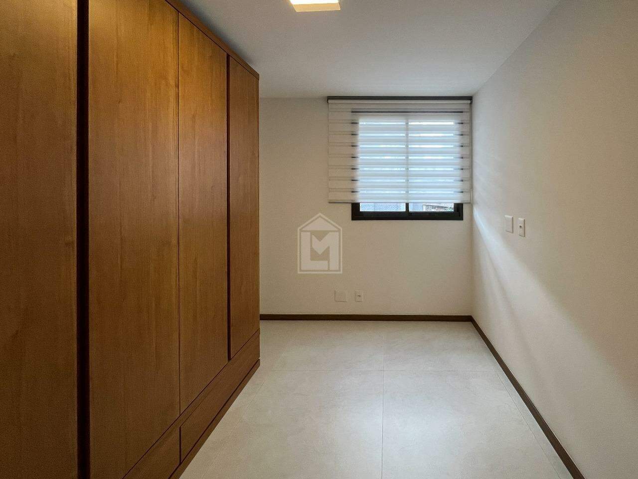 Apartamento para alugar com 3 quartos, 90m² - Foto 2