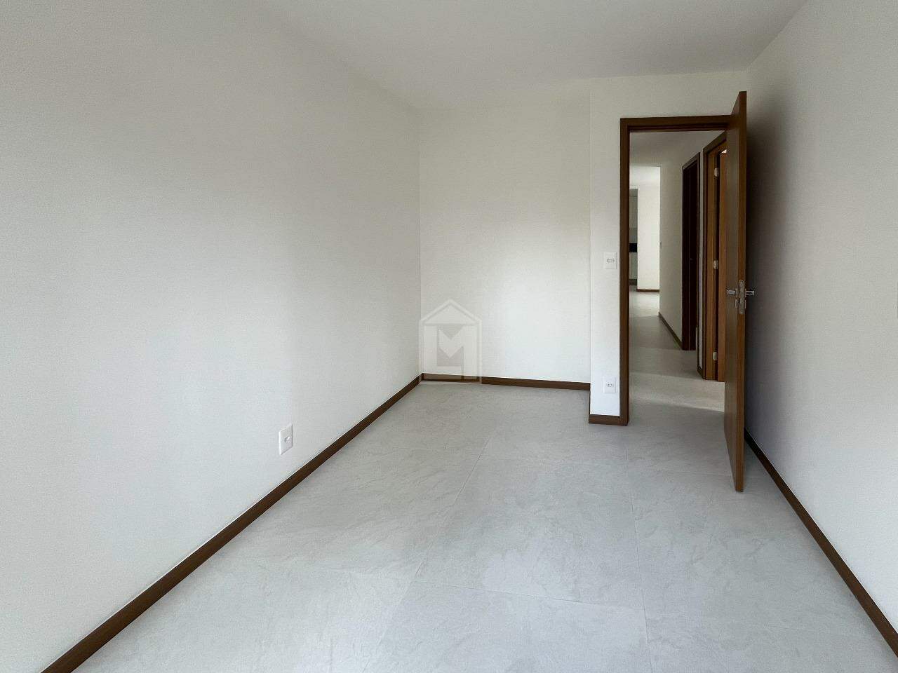 Apartamento para alugar com 3 quartos, 90m² - Foto 6