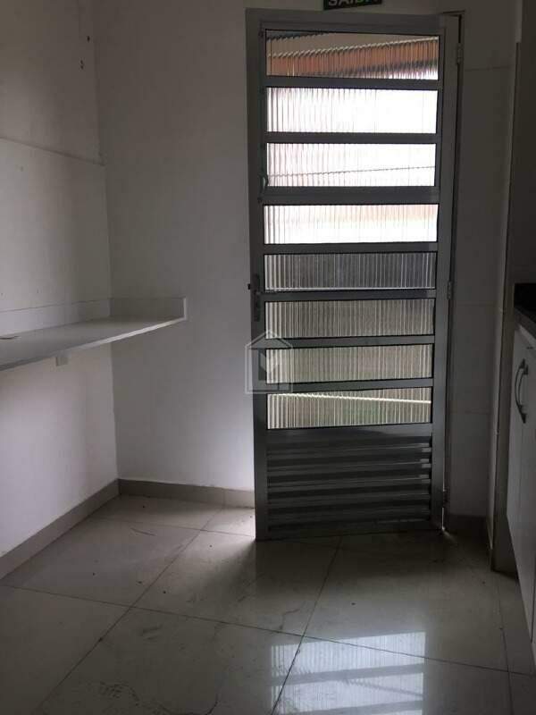 Casa para alugar com 10 quartos, 460m² - Foto 22